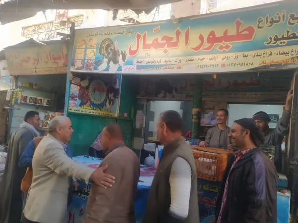 استعدادا لعيد الفطر رئيس ديرمواس يراقب الأسواق