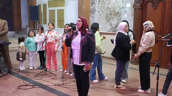 العيد فرحة.. كورال أطفال قصر الثقافة يبدع في احتفالية بنادي المنيا الرياضي