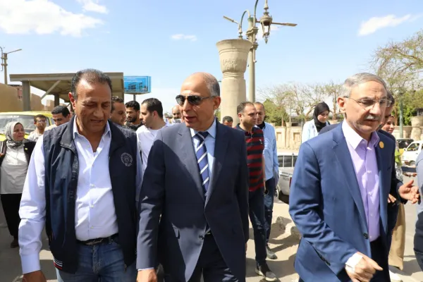 محافظ المنيا  : لم نتلق أى شكاوى بعد زيادة تعريفة الركوب