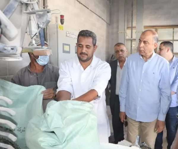 محافظ المنيا يعلن بدء موسم توريد  القمح بصومعتي بني مزار والشيخ فضل