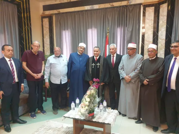 لجنة صانعي السلام تهنئ اساقفة المنيا بعيد القيامة