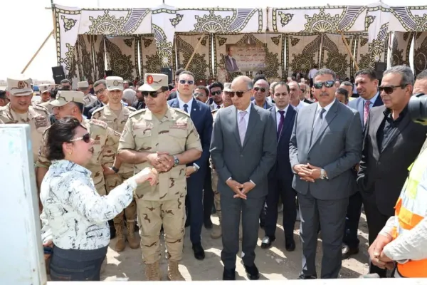 ضمن التدريب العملي المشترك صقر 148    محافظ المنيا، يتفقد طابور اصطفاف المعدات والمركبات