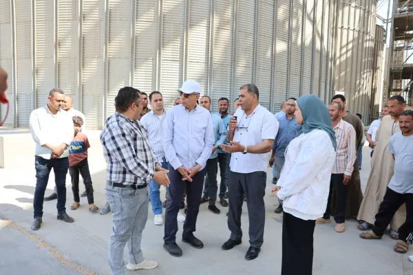 محافظ المنيا يتابع منظومة توريد القمح ويؤكد: دعم الدولة مستمر لكل جهد وطنى