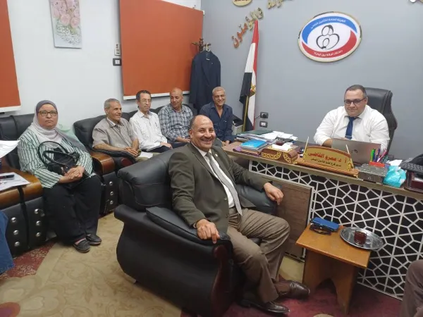التنسيق بين التامين الصحي وتعليم المنيا لتقديم خدمة طبية مميزة