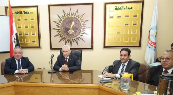 جامعة المنيا: مناهج جديده لموكبة التطلعات التكنولوجية ومتطلبات سوق العمل