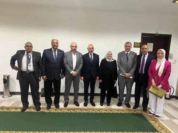 رئيس جامعة المنيا يطالب بإدراج مشروع مستشفى "الاستقبال والطوارئ للسموم والحروق" بالموازنة العامة للدولة