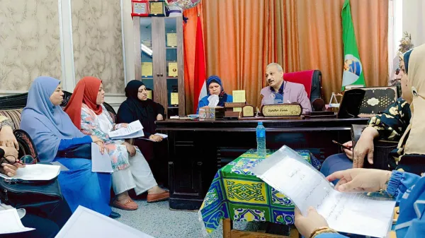 استعدادا للعام الجديد.. تعليم المنيا تناقش قواعد القبول لرياض الاطفال