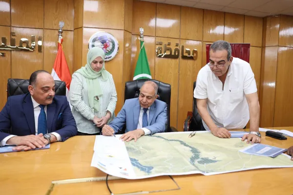 بعد تدقيقها.. محافظ المنيا يعتمد الحدود الإدارية مع المحافظات المجاورة