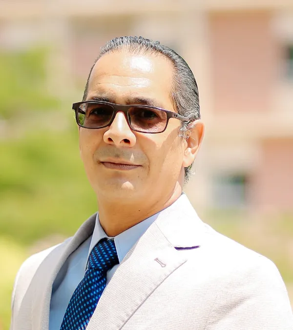 تكليف د. إدريس سلطان قائماً بأعمال عميد كلية التربية بجامعة المنيا