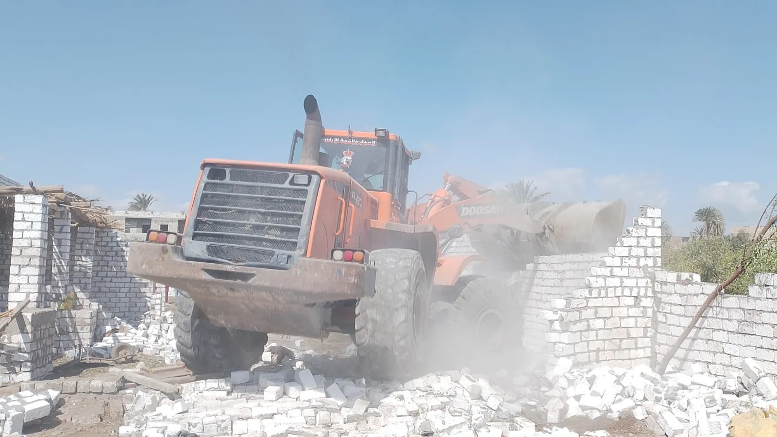 مرفق 695