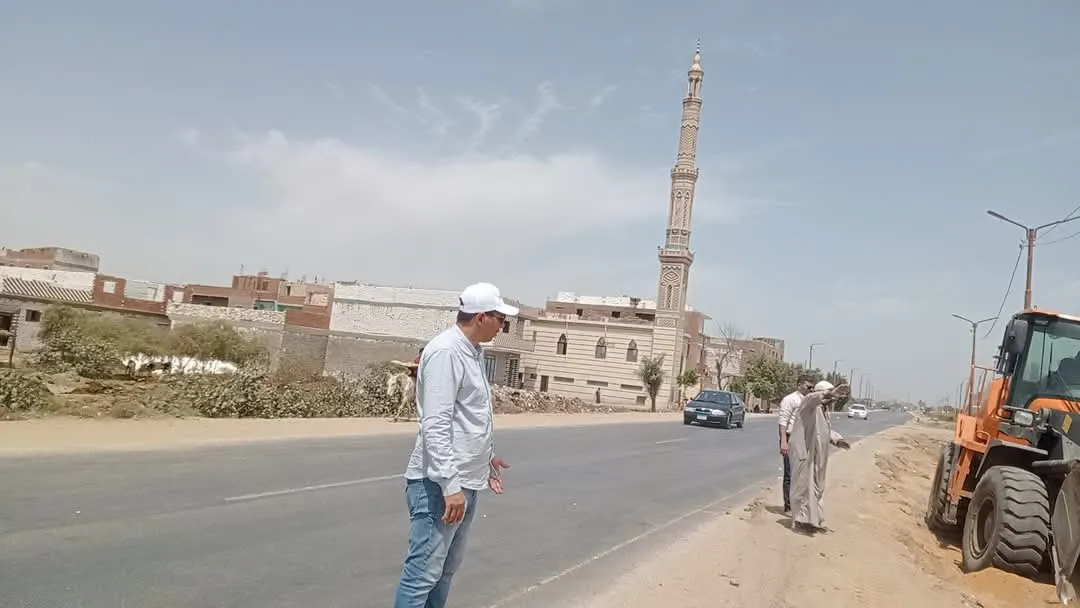 مرفق 823
